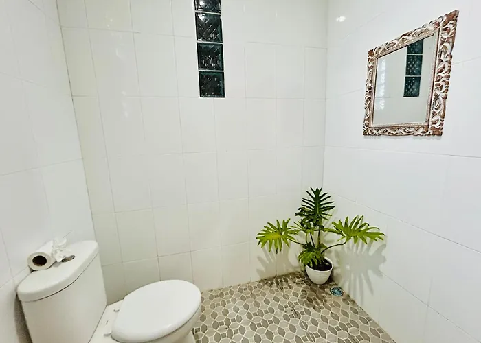 Rumah Pantai Seririt Ferienhaus Banjar (Bali)